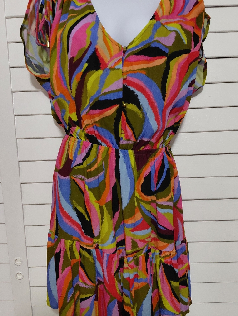 La Blanca Resortwear Multicolor Abstract Dress Size Medium NWT Vibrant Vacation - Picture 6 of 6